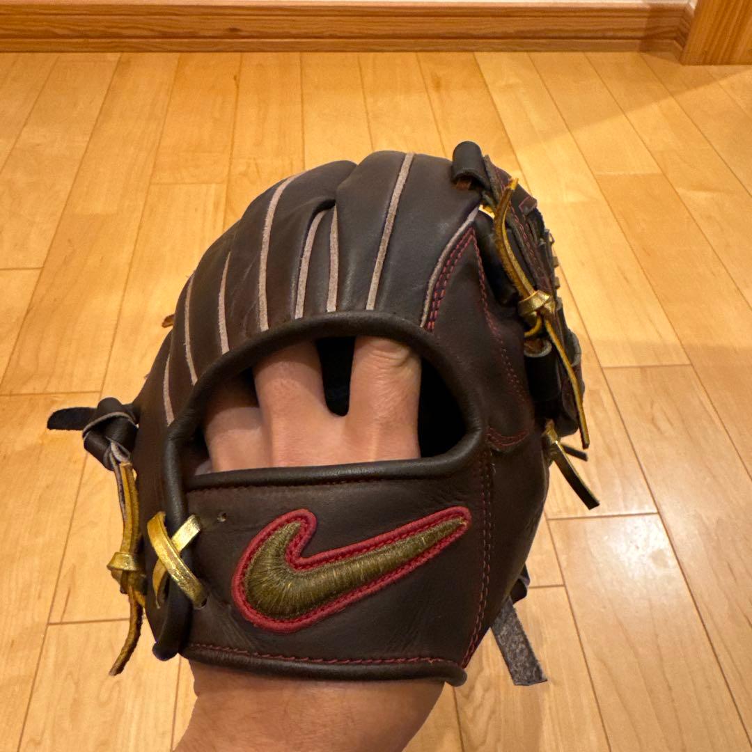 Nike SHADO 野球グローブ ブラウン/ブラック