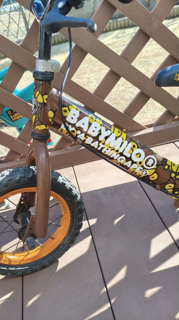 BABY MILO バランスバイク A BATHING APE