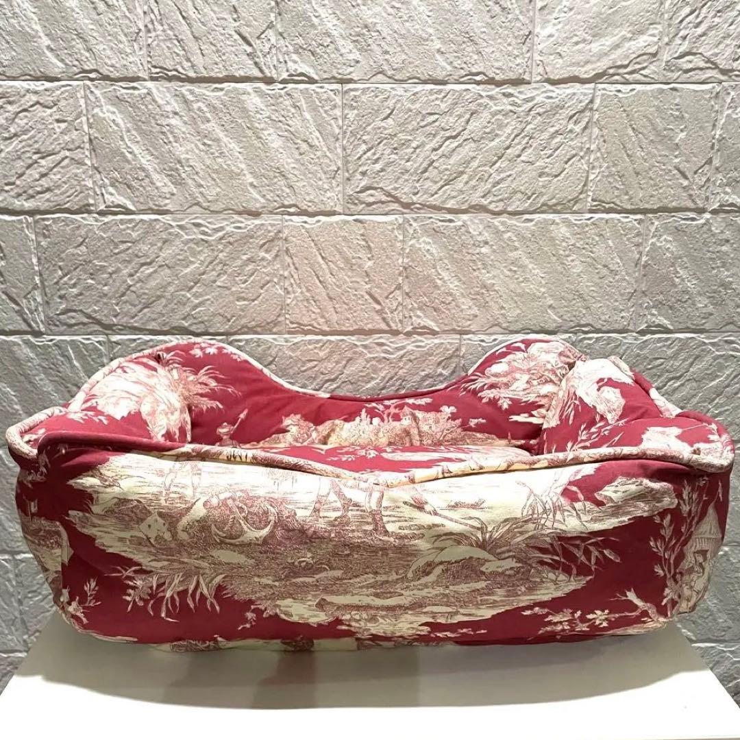 フランス産　高級　アンティーク調　犬・猫ペットベッド