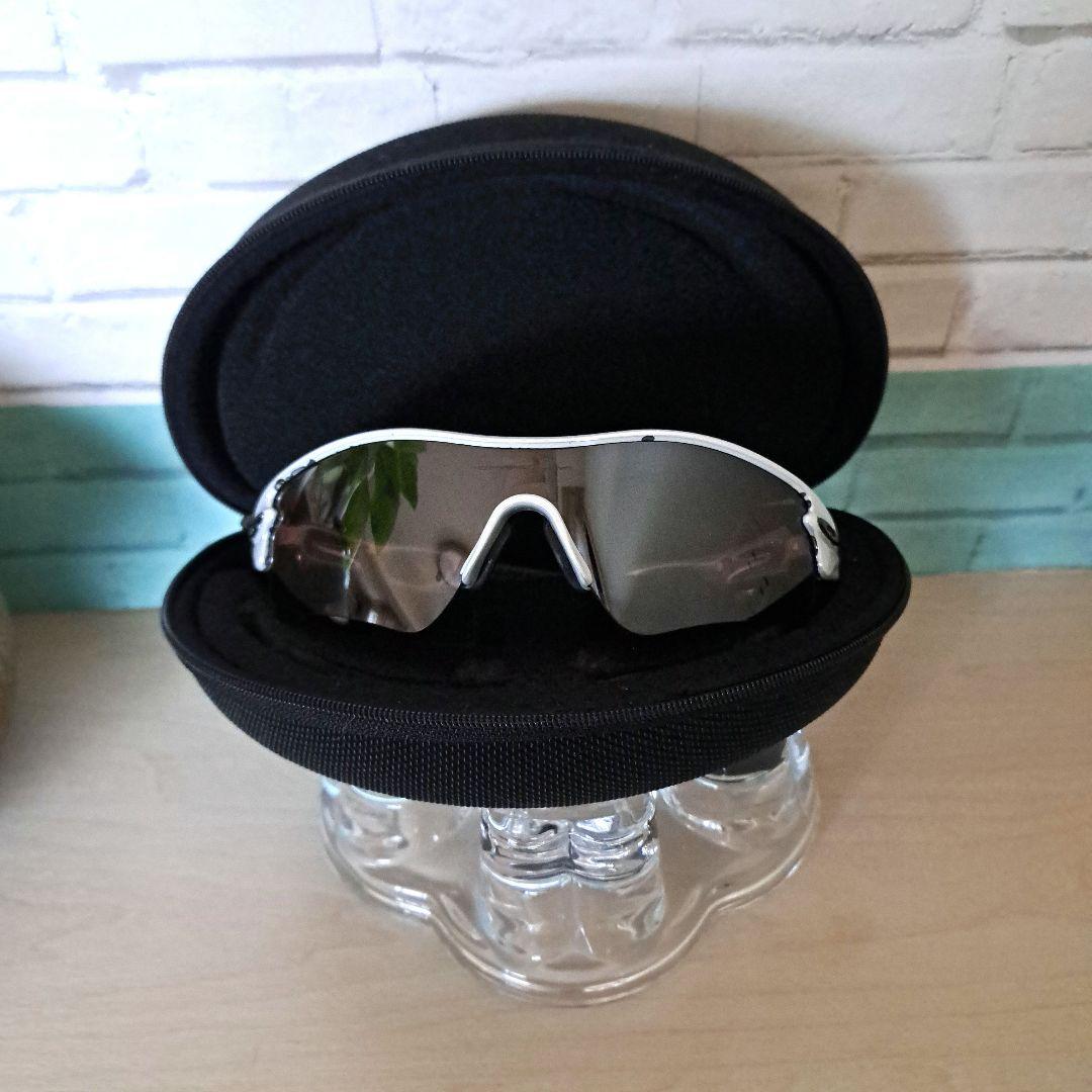 Oakley シルバー ミラーゴーグル ケース付き