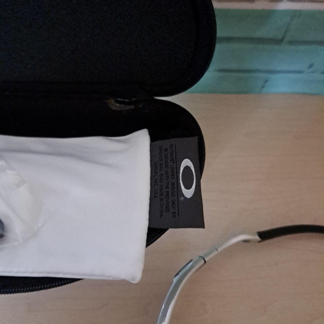 Oakley シルバー ミラーゴーグル ケース付き
