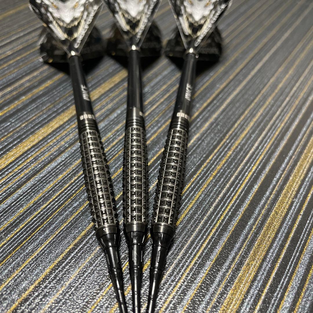 定価11000円 ソフトダーツ クロックフォース 18g CF4 カット強め