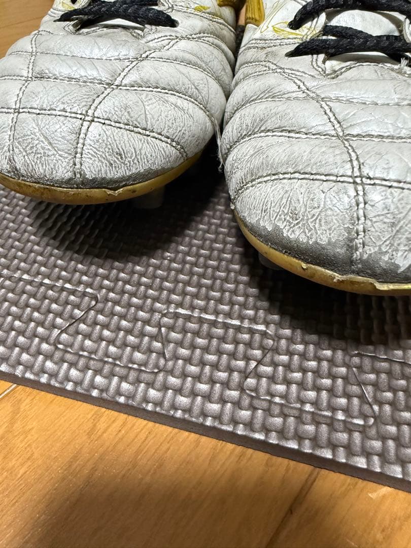 Mizuno Morelia Neo III セルヒオ・ラモス