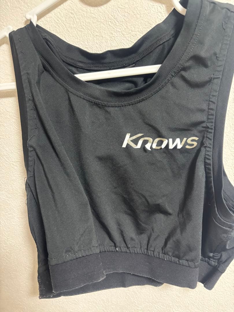 Knows ノースリーブクロップトップ ブラック２着