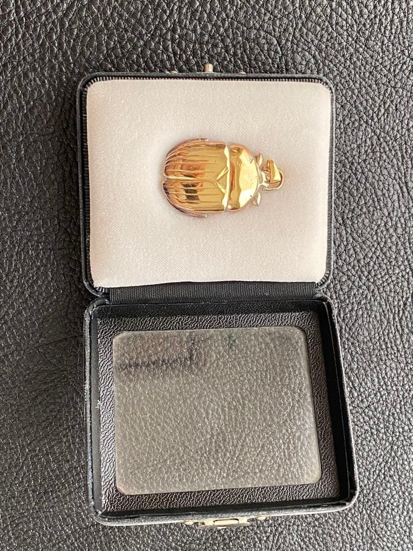 スカラベ　ペンダント