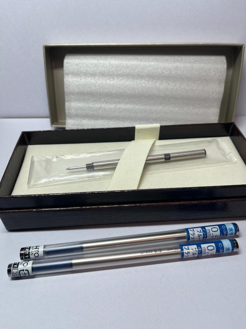 ペリカン　スーベレーン　R600　ローラーボール　緑縞