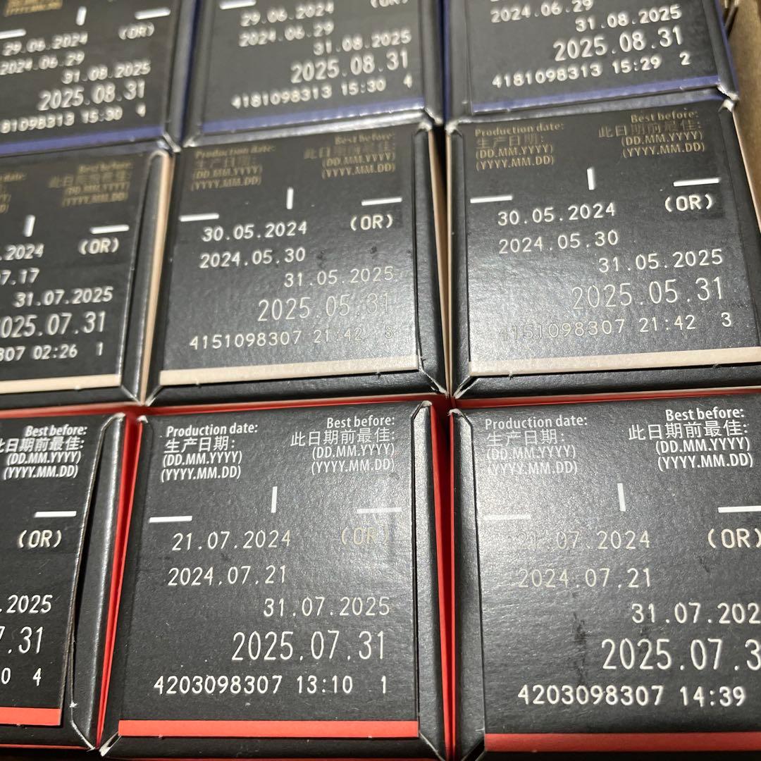 ネスプレッソ 限定９本、 デカフェ３本、定番３本