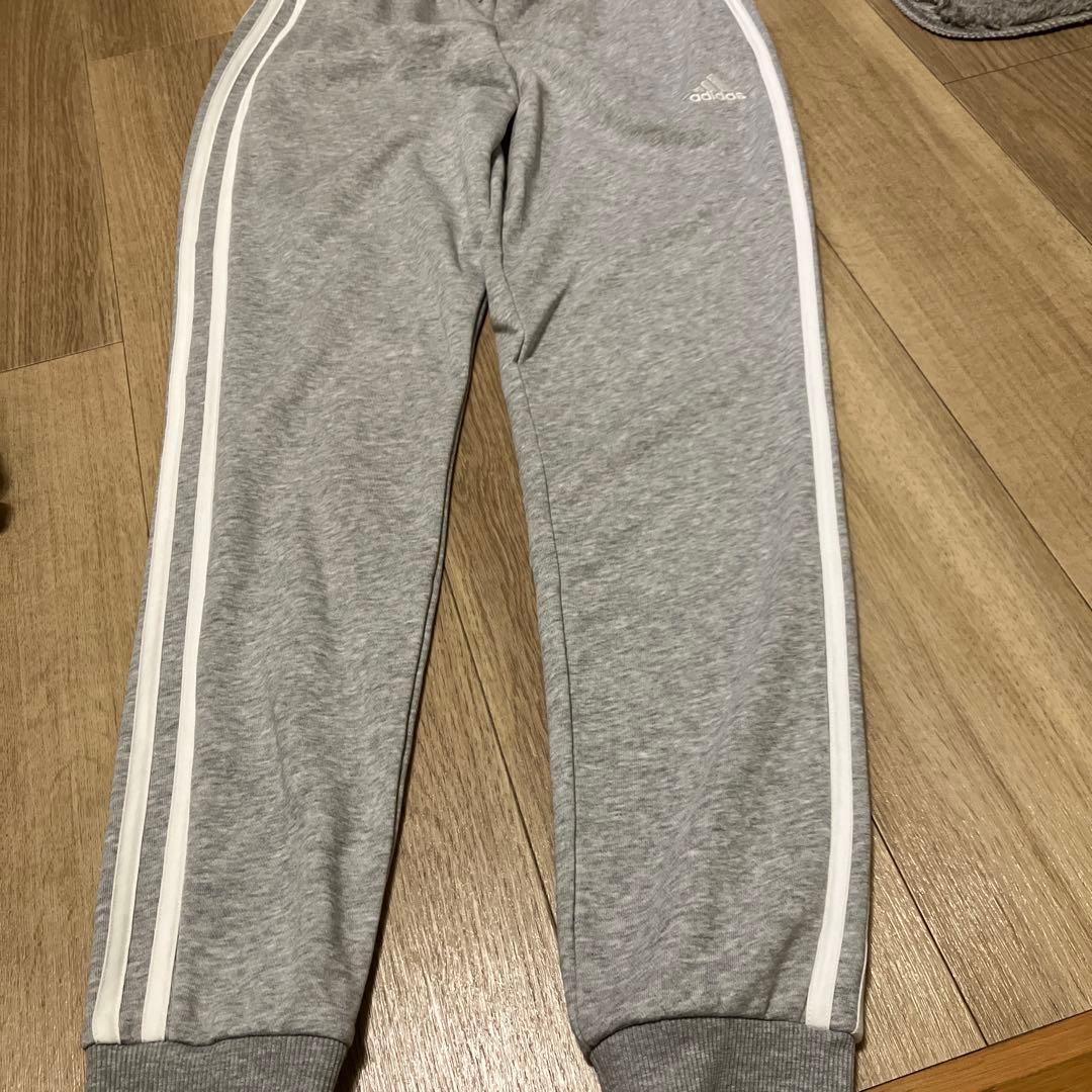 adidasスエット上下レディースLくらい