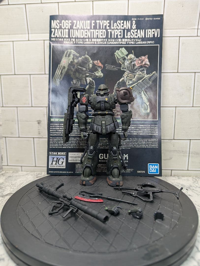 復讐のレクイエム HG MS−06F ザクⅡ FTYPE ルショ―ン機 完成品