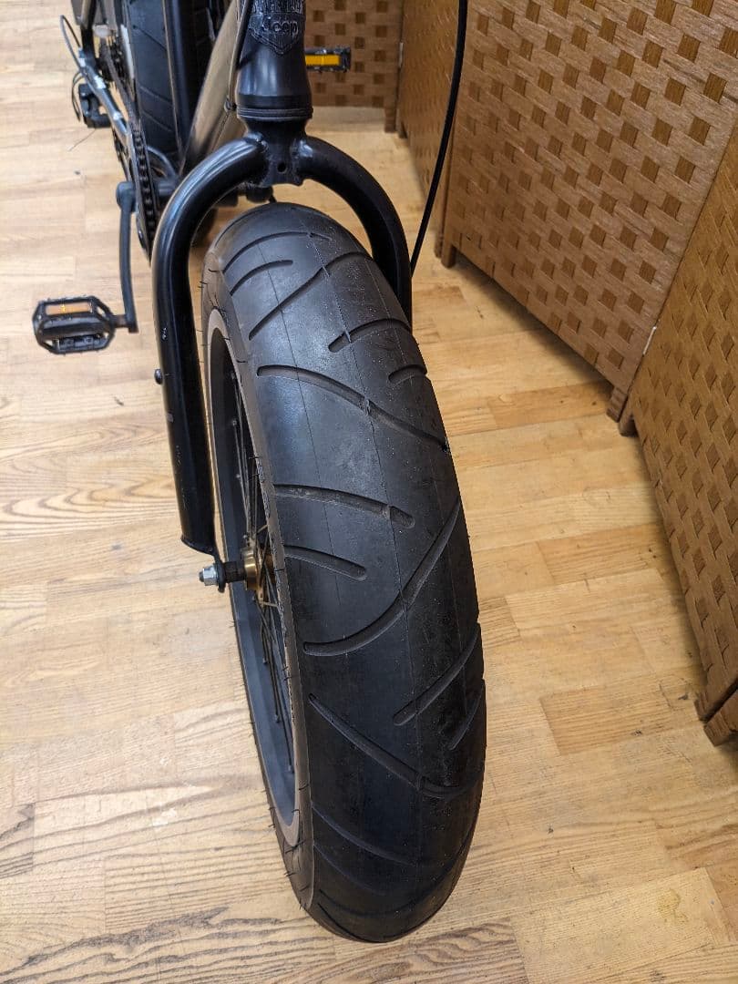 U045 ファットバイク Jeep 20インチ ディスクブレーキ