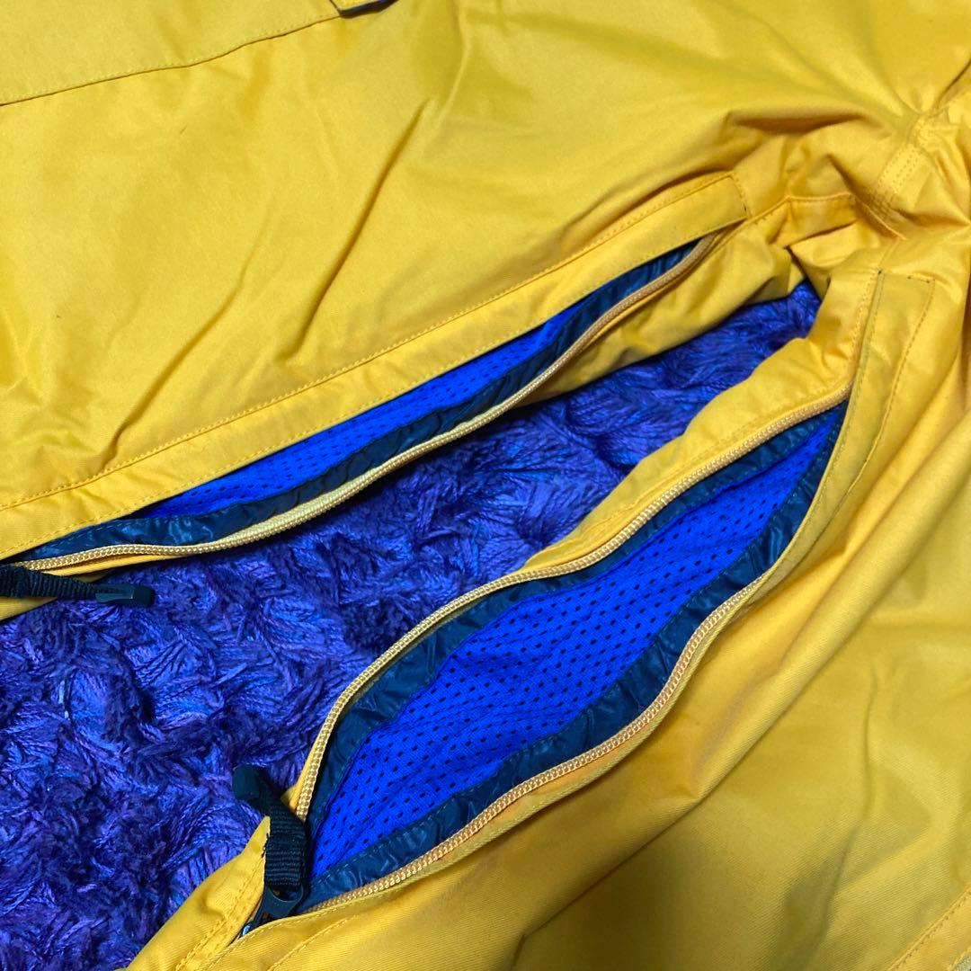 Volcom レディースSsize (日本のM位) オレンジ色　送料込み