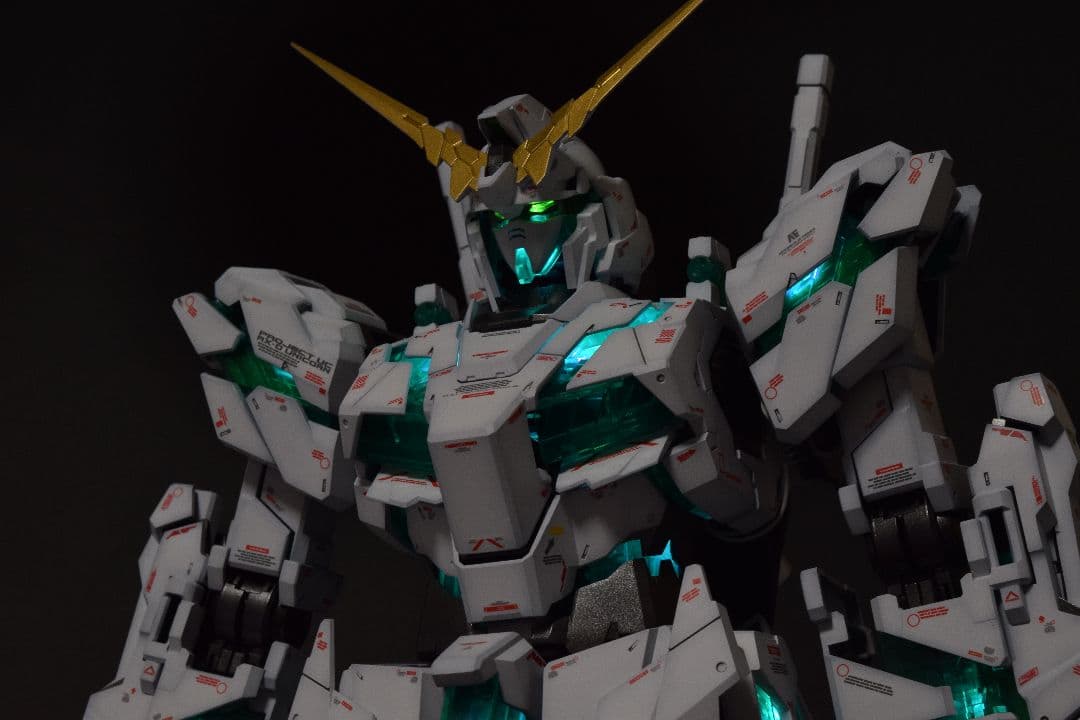 最終値下げ【ガンプラ全塗装】PGユニコーンガンダム最終決戦仕様デカール500箇所