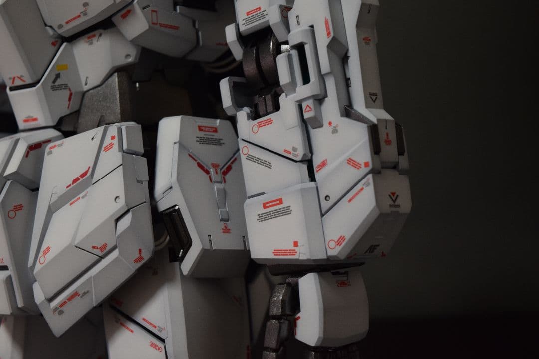 最終値下げ【ガンプラ全塗装】PGユニコーンガンダム最終決戦仕様デカール500箇所