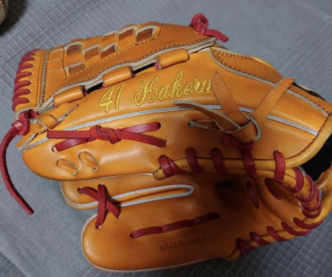 千葉ロッテマリーンズ 東京ヤクルトスワローズ 成田翔選手 プロ支給品 グラブ