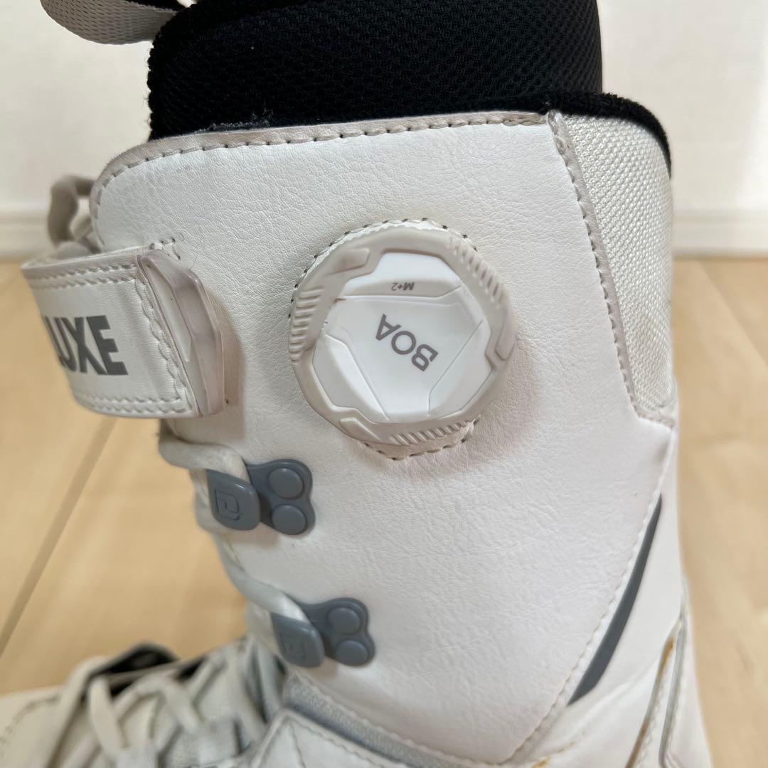 【即日発送】DEELUXE スノボ　D.N.A. 25.5cm 23-24モデル