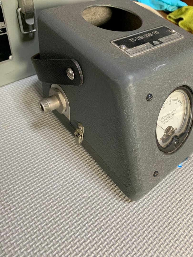 AN/URM-120型ワットメーター