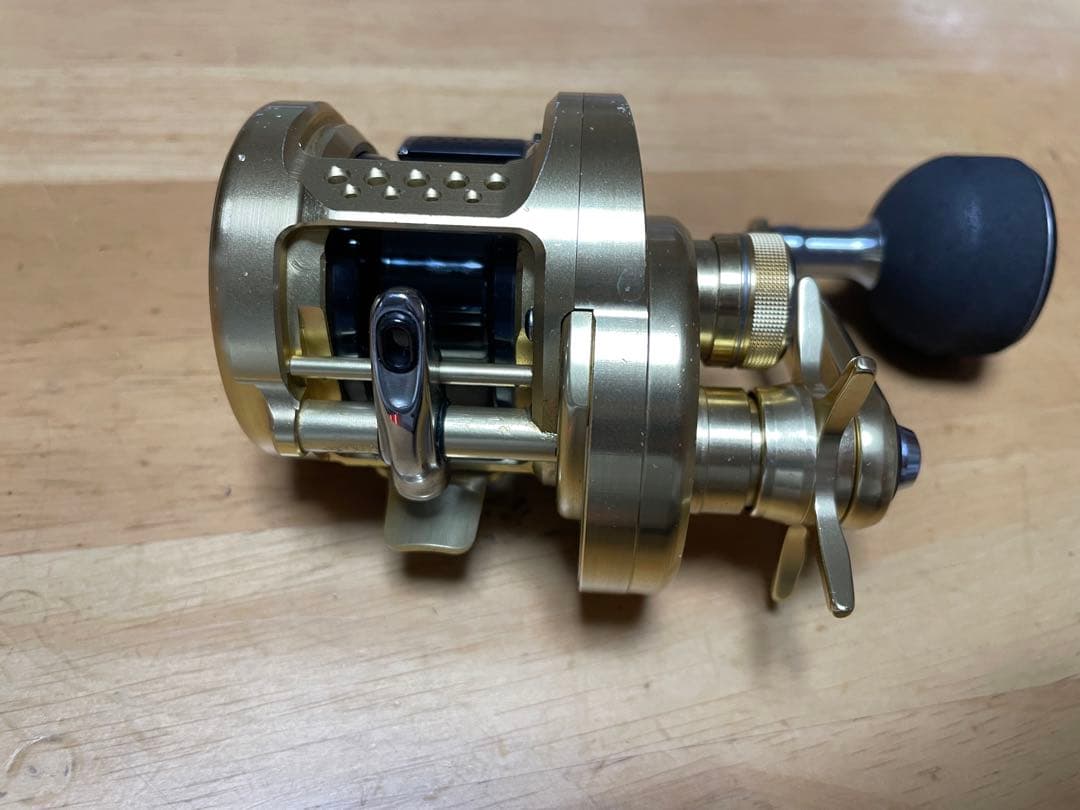 リール SHIMANO OCEA CONQUEST 201HG