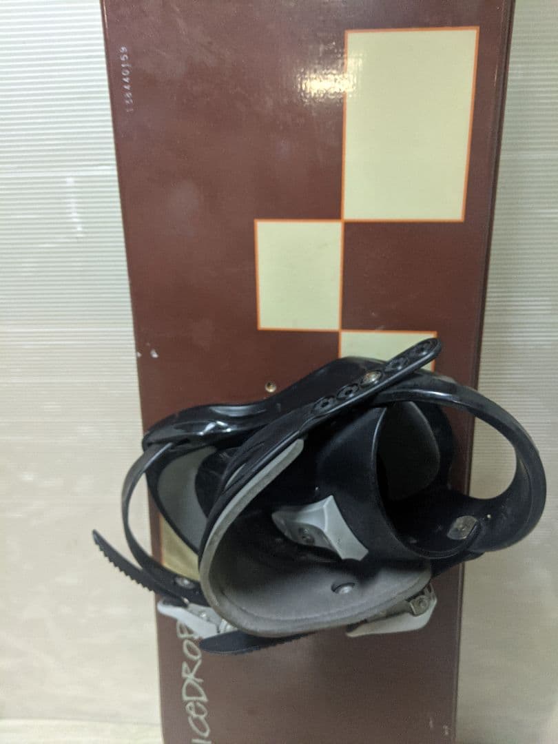 スノーボード　ムーミン　アイスドロップ