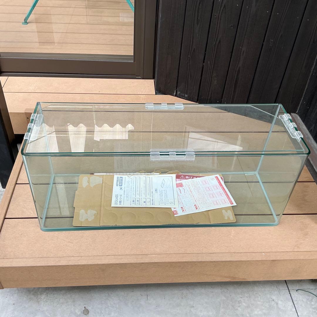 【引取限定 兵庫県小野市】 水槽 幅90✖️奥30✖️高36 中古品 エアレーション