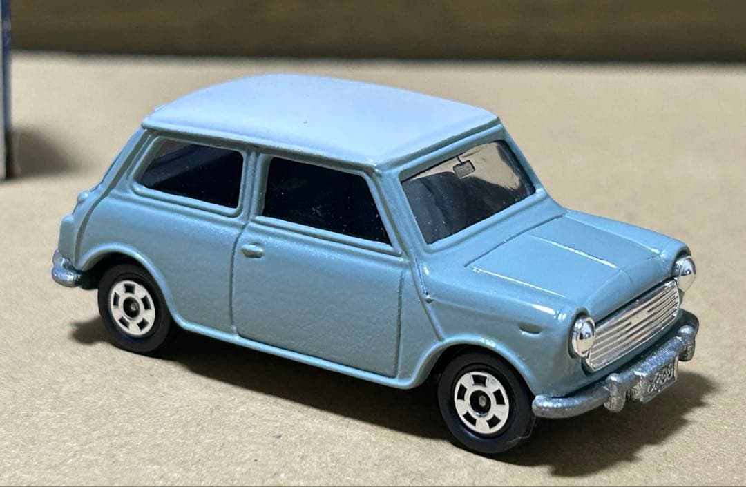 トミカ ミニクーパー リップスピード ロゴなし ねずみ色