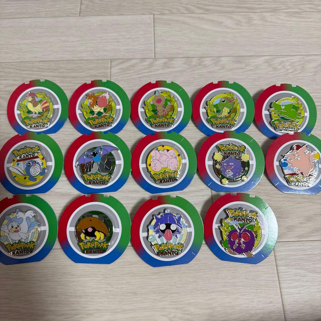 ポケパーク　ポケパークカントー　ランダムピンバッジ14個セット