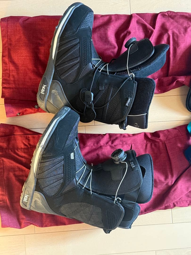 headスノーボードブーツ ブラック　その他ウェア(下)等付き