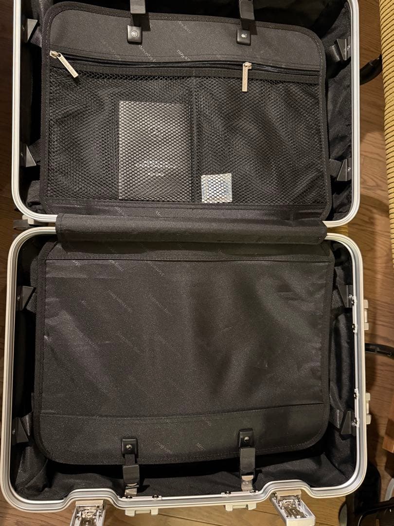 メルセデスベンツ ノベルティ アルミスーツケース 32L 機内持込可