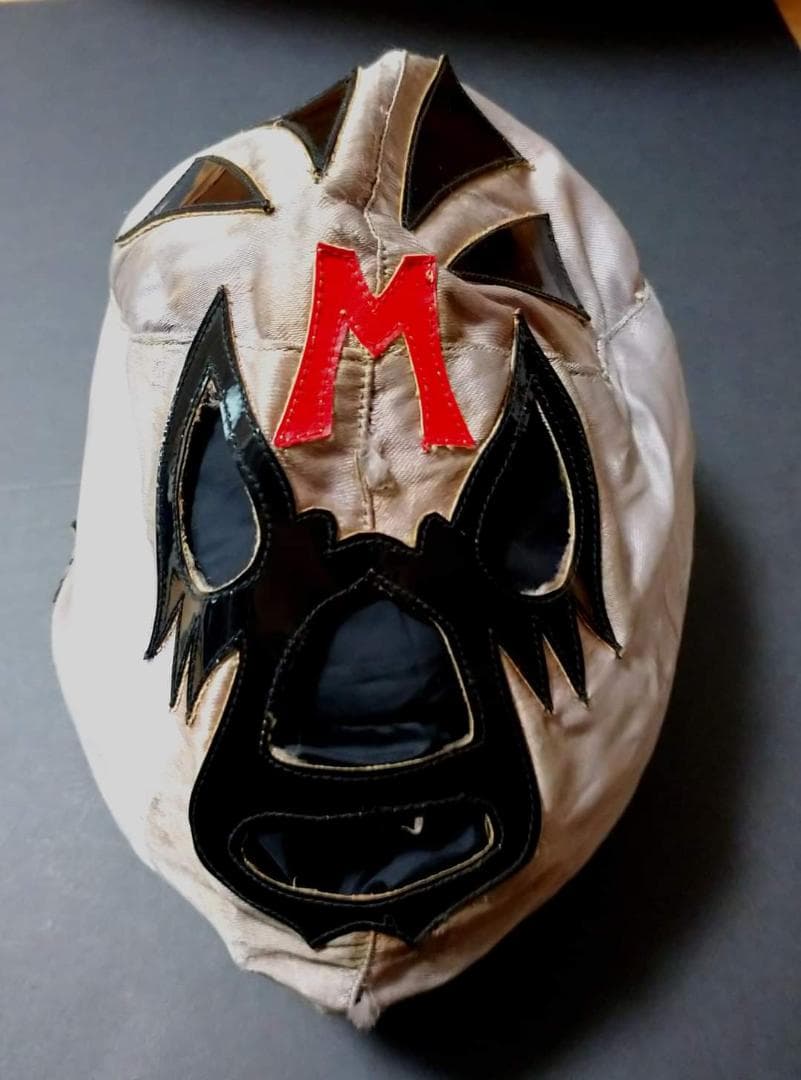 ミル・マスカラス  マスク プロレス