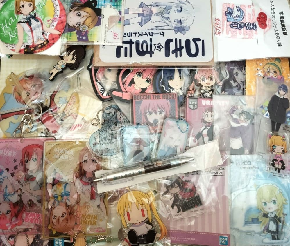 大量 まとめ売り 美少女 紙類 ポストカード ぬいぐるみ アクリルスタンド