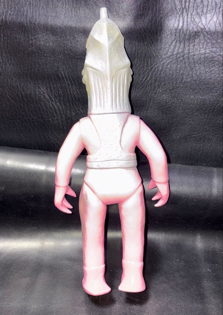 最終値下げ！ベアモデル オール怪獣コレクション キュラソ星人 ピンク成型 白銀