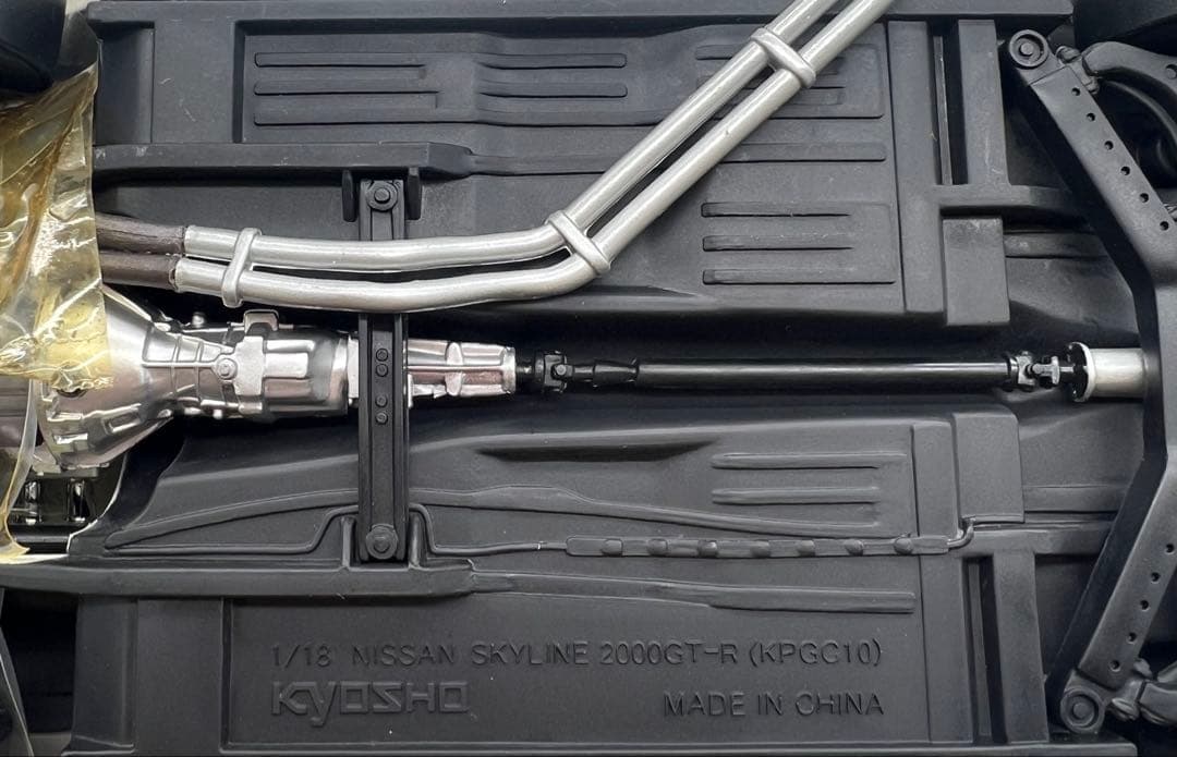 No237 ミニカー1/18箱無しNISSAN SKYLINE 2000GT-R