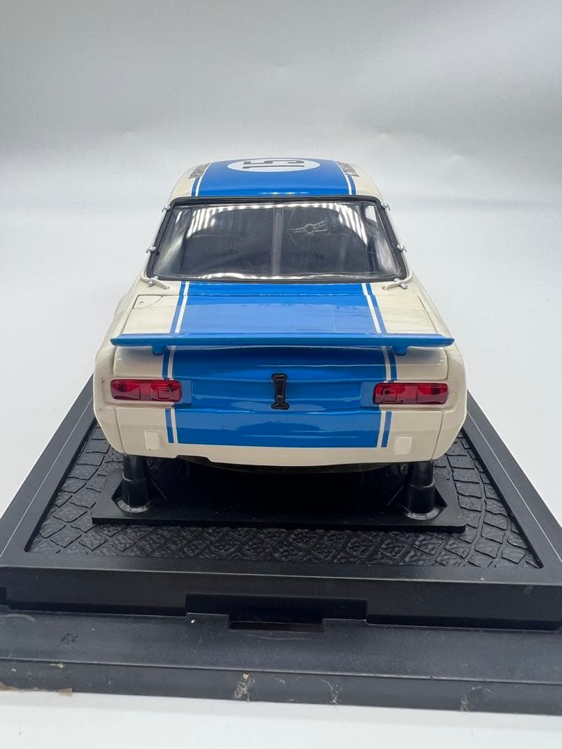 No237 ミニカー1/18箱無しNISSAN SKYLINE 2000GT-R