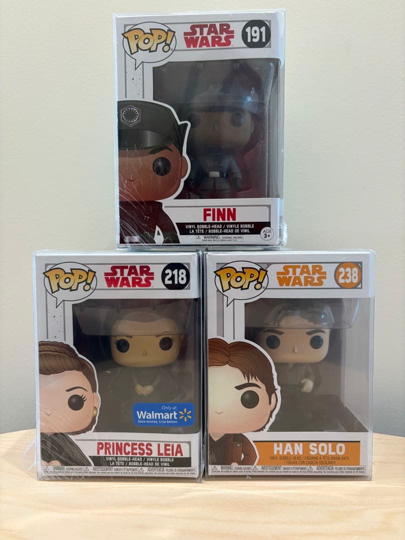 【新品　限定品含】Funko popスターウォーズフィギュア 3体　保護ケース付