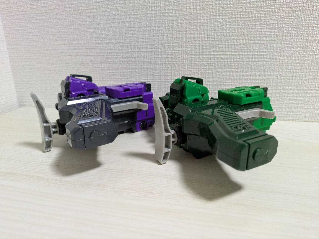 美品　スーパービーダマン　ストライカージェミニ　通常ver.　グリーンver.