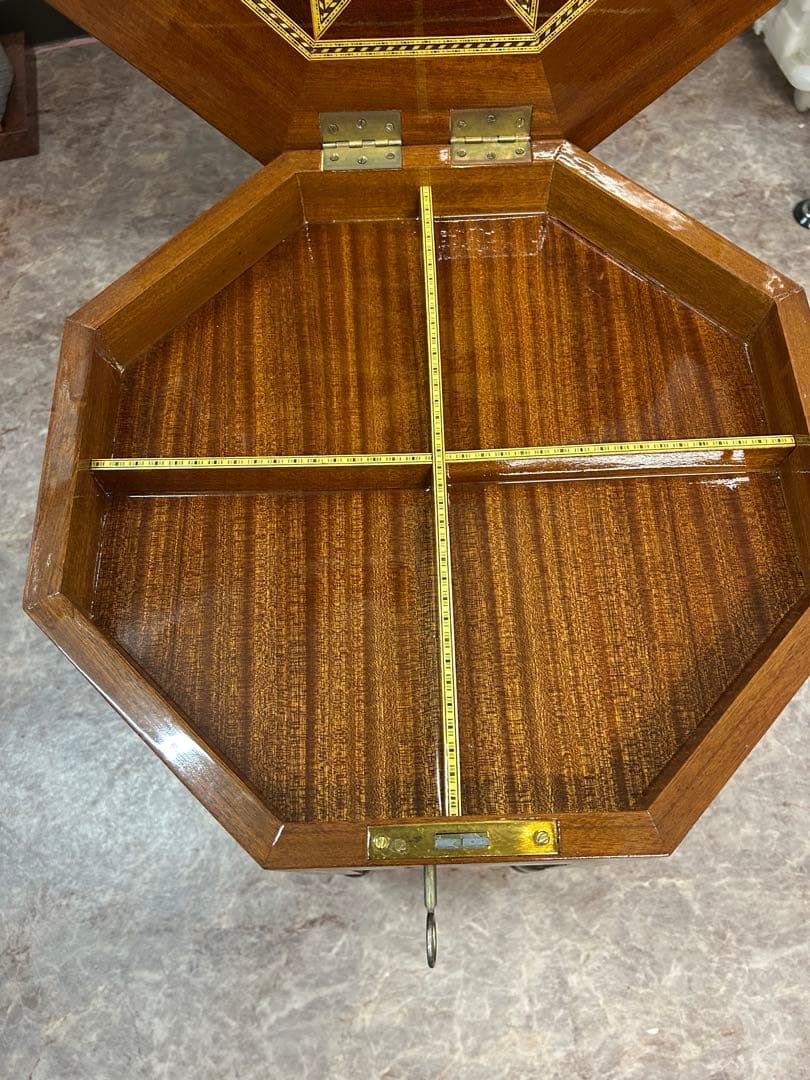 象嵌寄木細工　八角形アンティークテーブル 花台 サイドテーブル