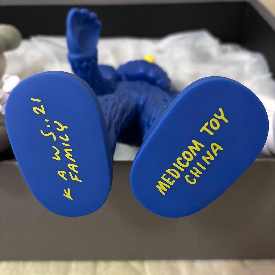 その他 kaws family brown