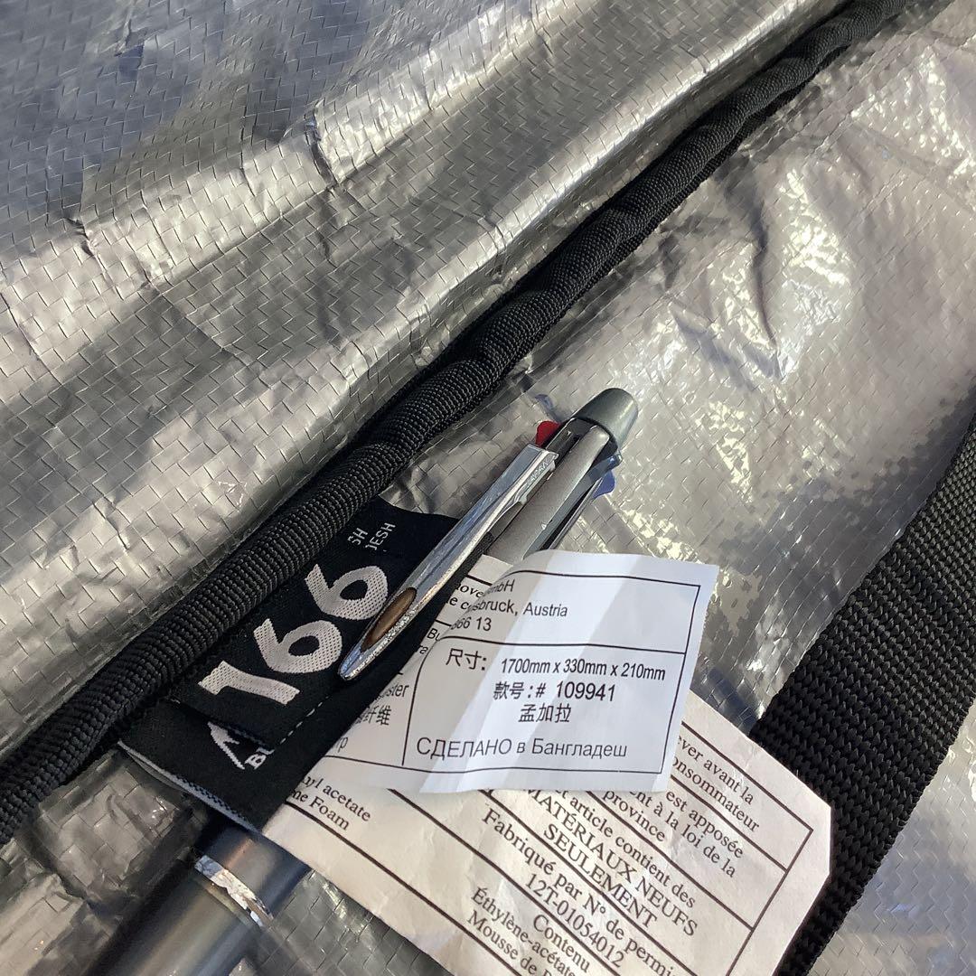 066BURTONバートンウィーリー ロッカースノーボードバッグキャスター166