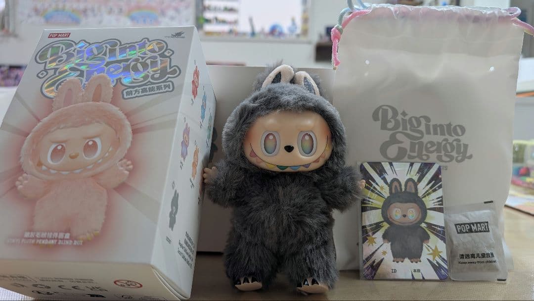 POP MART ラブブ THE MONSTERS Energy シークレット