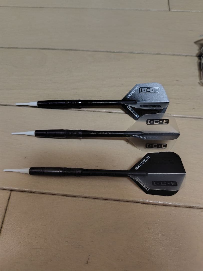 THE DAY CAMEO　ダーツケース　I・C・E HARROWS　ダーツ