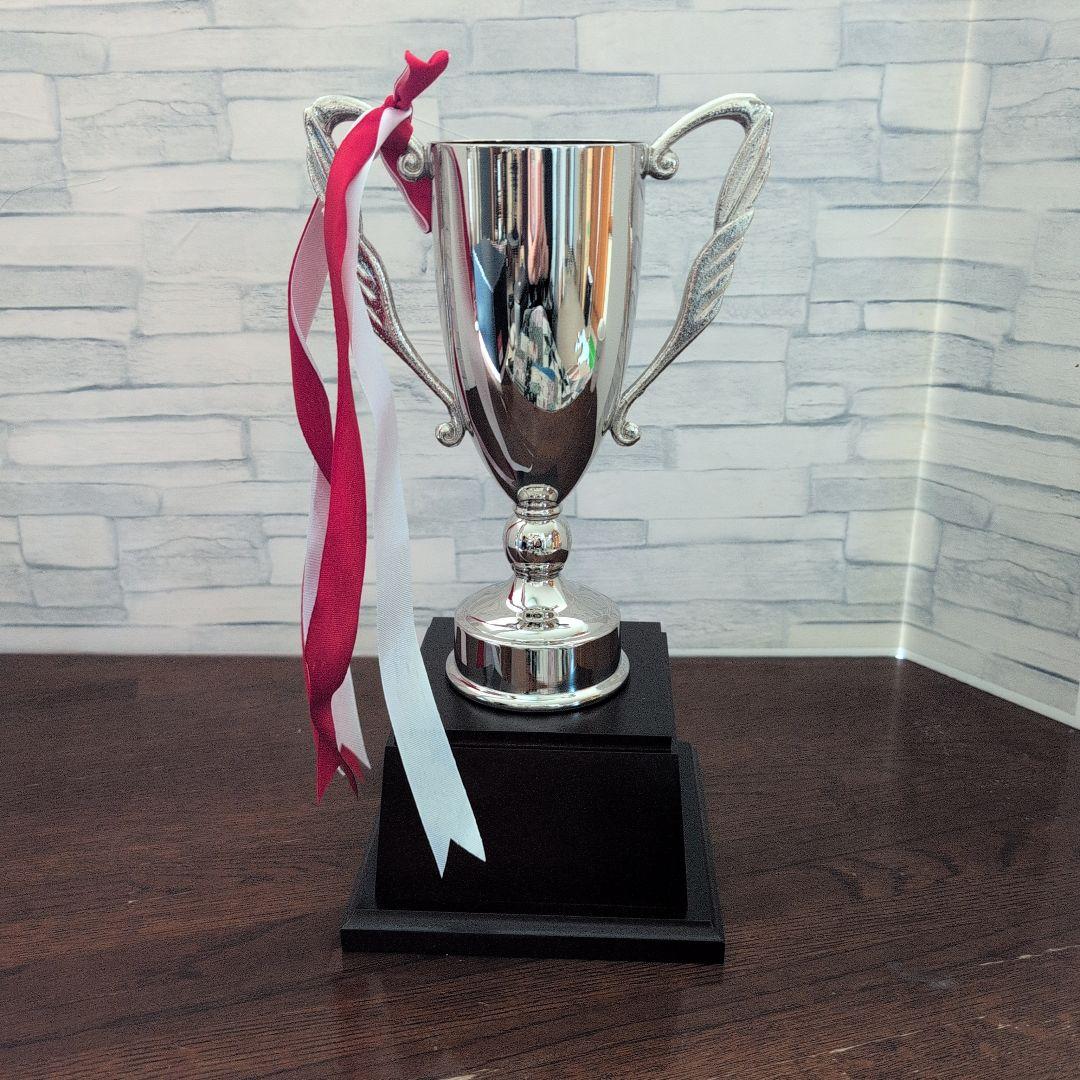優勝シルバートロフィー 赤白リボン付き