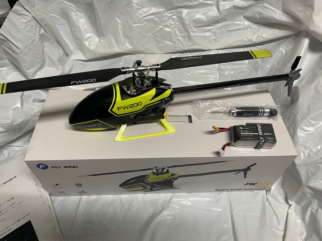 FLY WING FW200 GPSヘリ