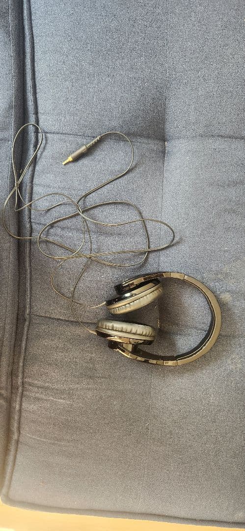 KORG KROSS2-61 SCホワイトシンセサイザー 本体と専用ケース