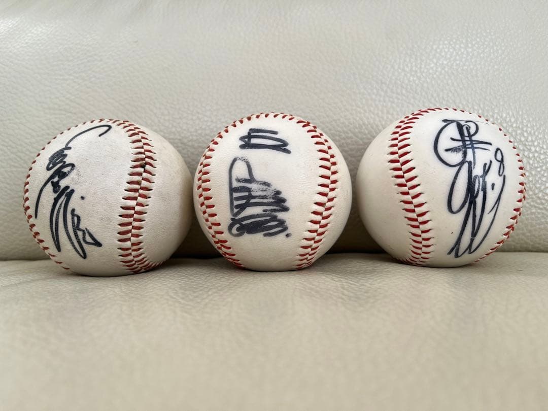 GIANTS サイン入り野球ボール 3個セット