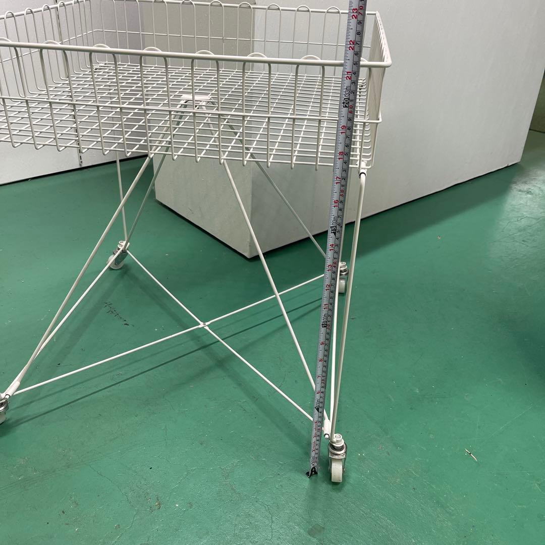超美品！　バスケットワゴン　ホワイト　60cm 店舗用　4台セット
