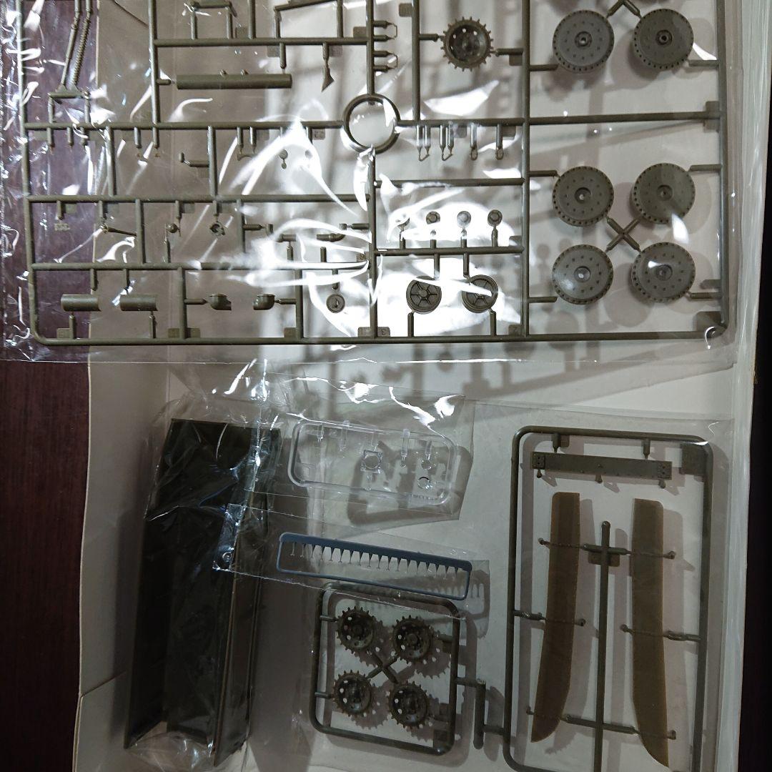 1/35ブロンコA13Cruiser Tank Mk IV