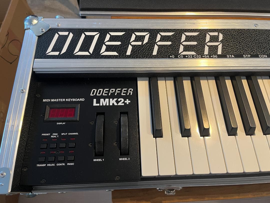 Doepfer LMK2+ MIDIマスターキーボード