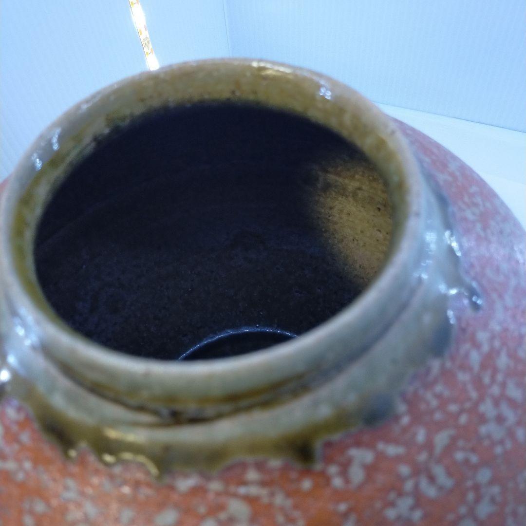 お値打ちのある赤色陶器の花瓶 　　信楽焼　陶芸クラフト　 花模様 陶器