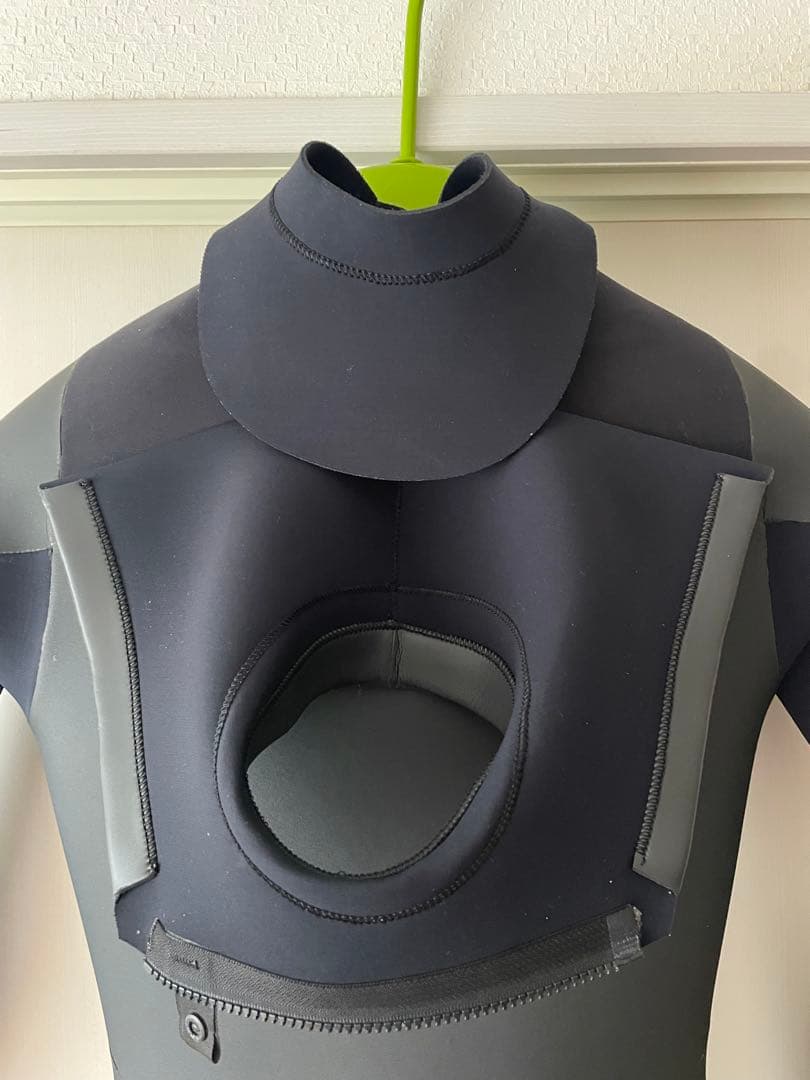 Taka　　美品　セミドライ　ウェットスーツ　5mm/3mm