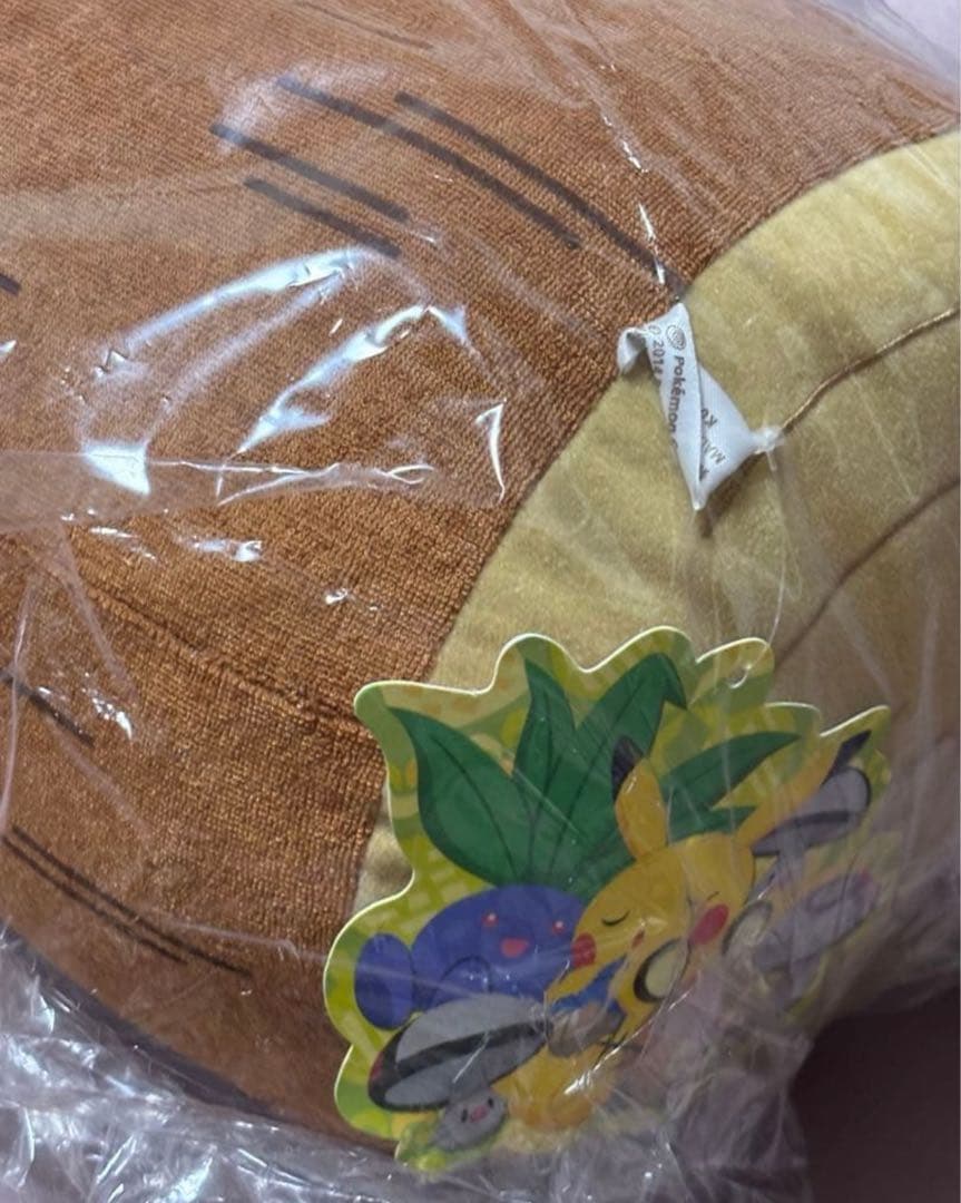 新品 ポケモン　デデンネ　ぎゅーっときのみ　おねむりぬいぐるみクッション