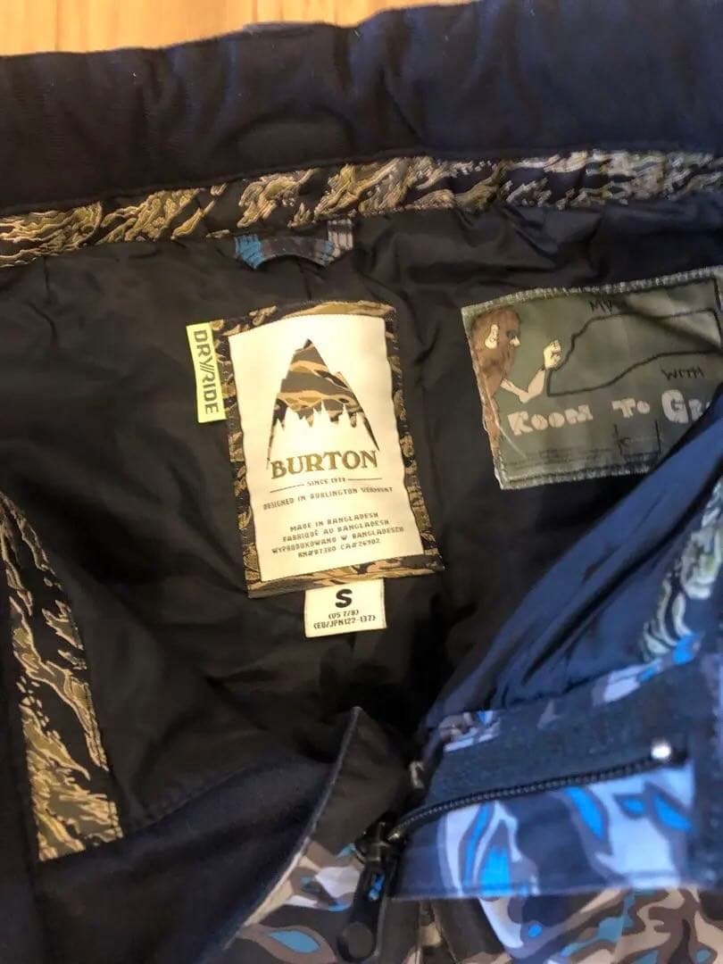 バートン　キッズ　スノーボードウェア セット　130cm BURTON